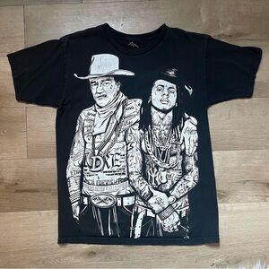 Y2K Vintage Upper Playground John Wayne and Lil Wayne Tattoo Graphic Tee Shirt S